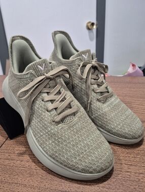 Like New! Vivaia Unisex Sneaker Sliders Urban Wool